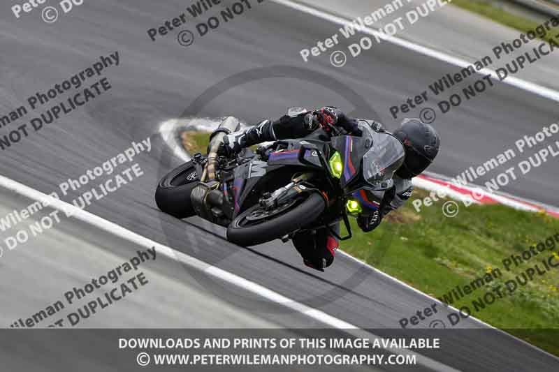 cadwell no limits trackday;cadwell park;cadwell park photographs;cadwell trackday photographs;enduro digital images;event digital images;eventdigitalimages;navarra;no limits trackdays;peter wileman photography;racing digital images;trackday digital images;trackday photos